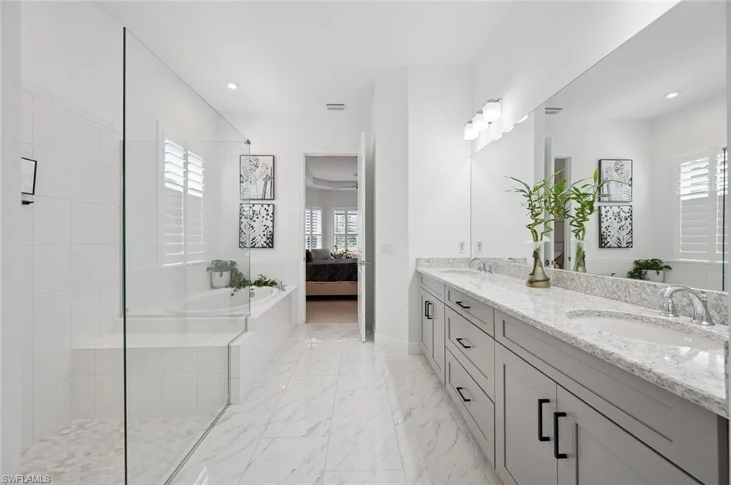 Naples, Florida 34114, United States, 3 Bedrooms Bedrooms, ,3 BathroomsBathrooms,Residential,Active,132610