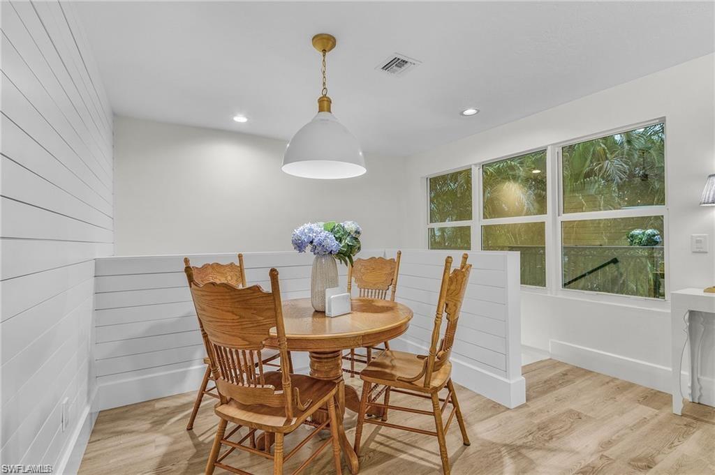 OAKES ESTATES - Residential