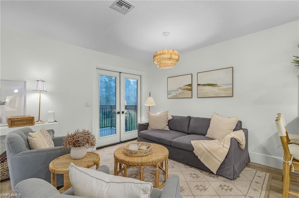 OAKES ESTATES - Residential