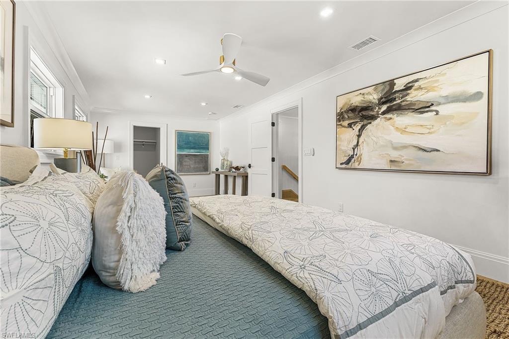 OAKES ESTATES - Residential