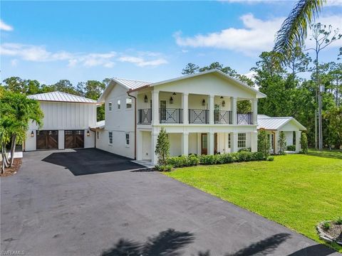 6155 Standing Oaks LN NAPLES FL 34119