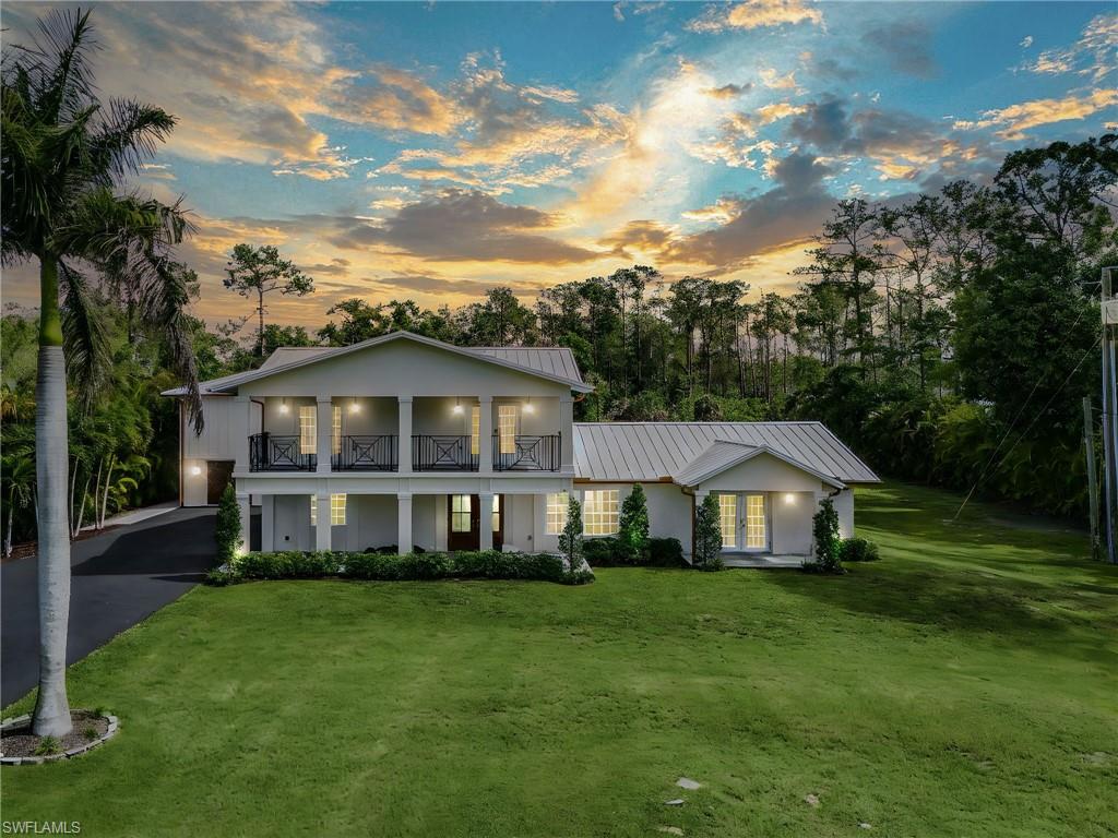 6155 Standing Oaks LN