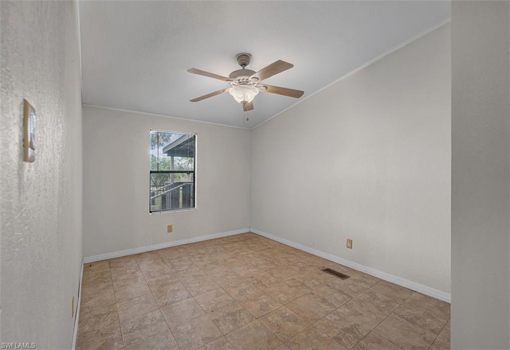 MOORE HAVEN - Residential