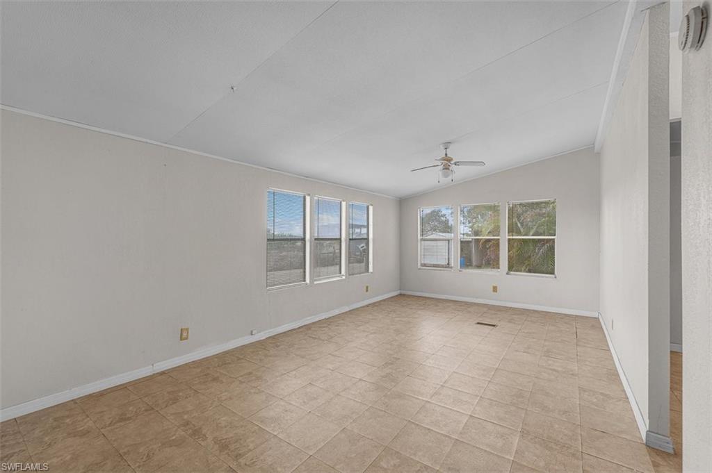 MOORE HAVEN - Residential