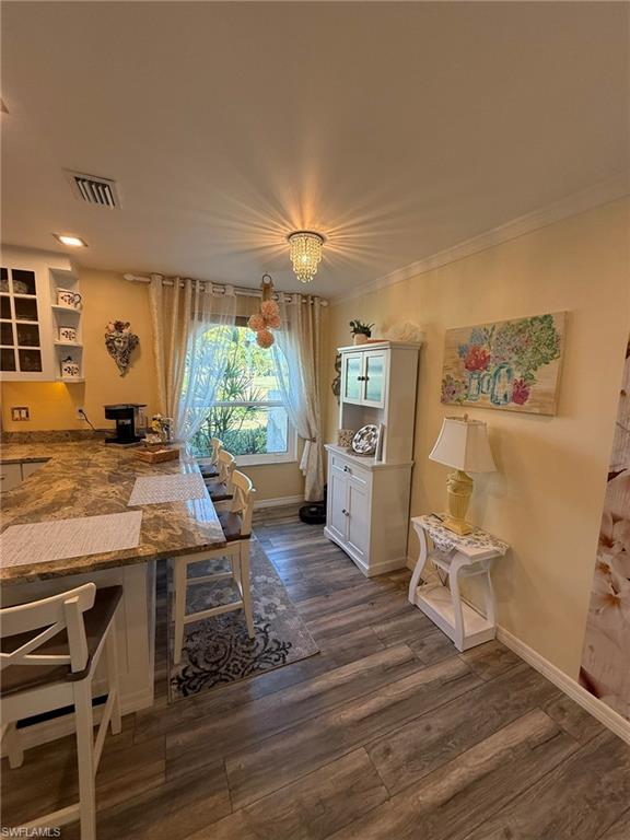 SPANISH WELLS - Residential