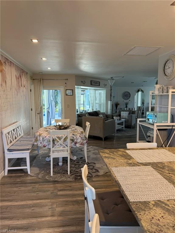 SPANISH WELLS - Residential