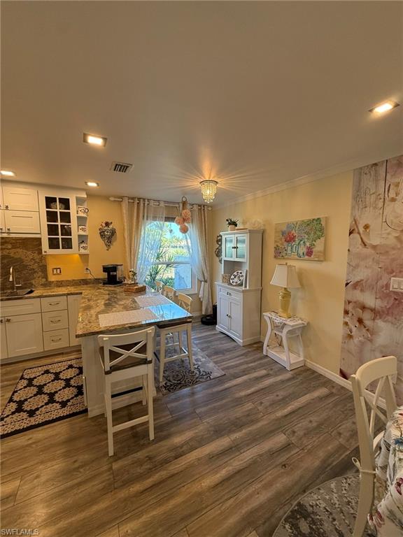 SPANISH WELLS - Residential