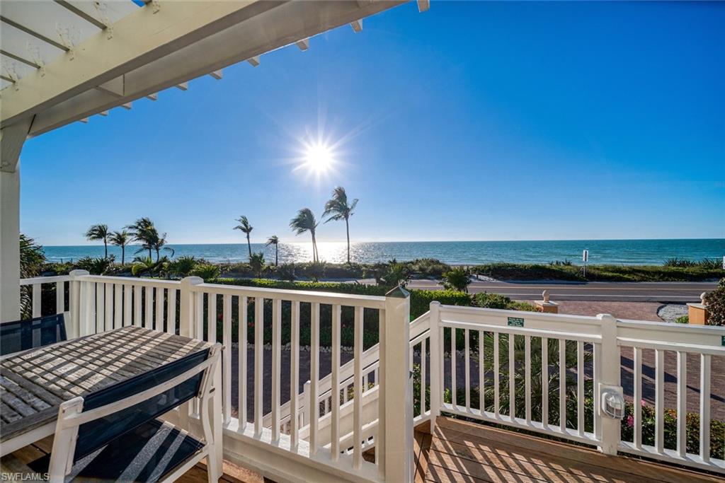CAPTIVA BEACH VILLAS - Residential
