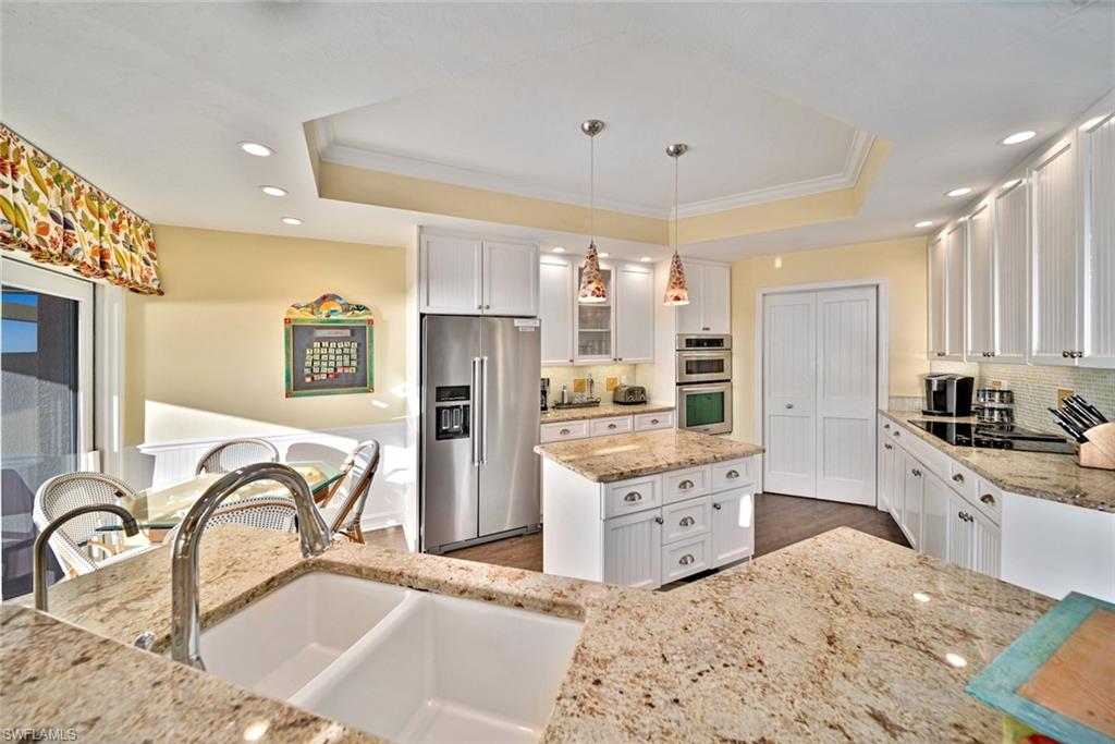 CAPTIVA BEACH VILLAS - Residential