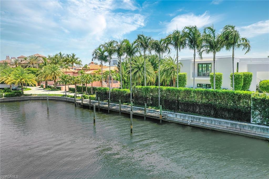 VENETIAN ESTATES - Residential