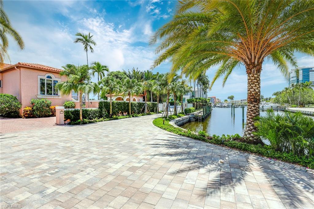 VENETIAN ESTATES - Residential