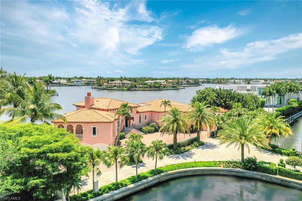 VENETIAN ESTATES - Residential