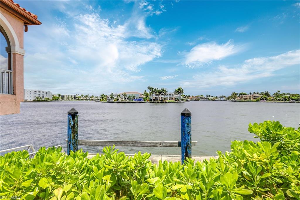 VENETIAN ESTATES - Residential