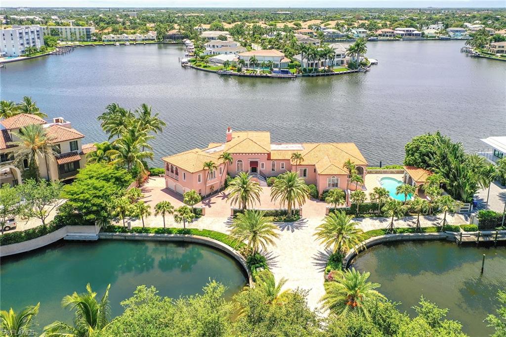 VENETIAN ESTATES - Residential