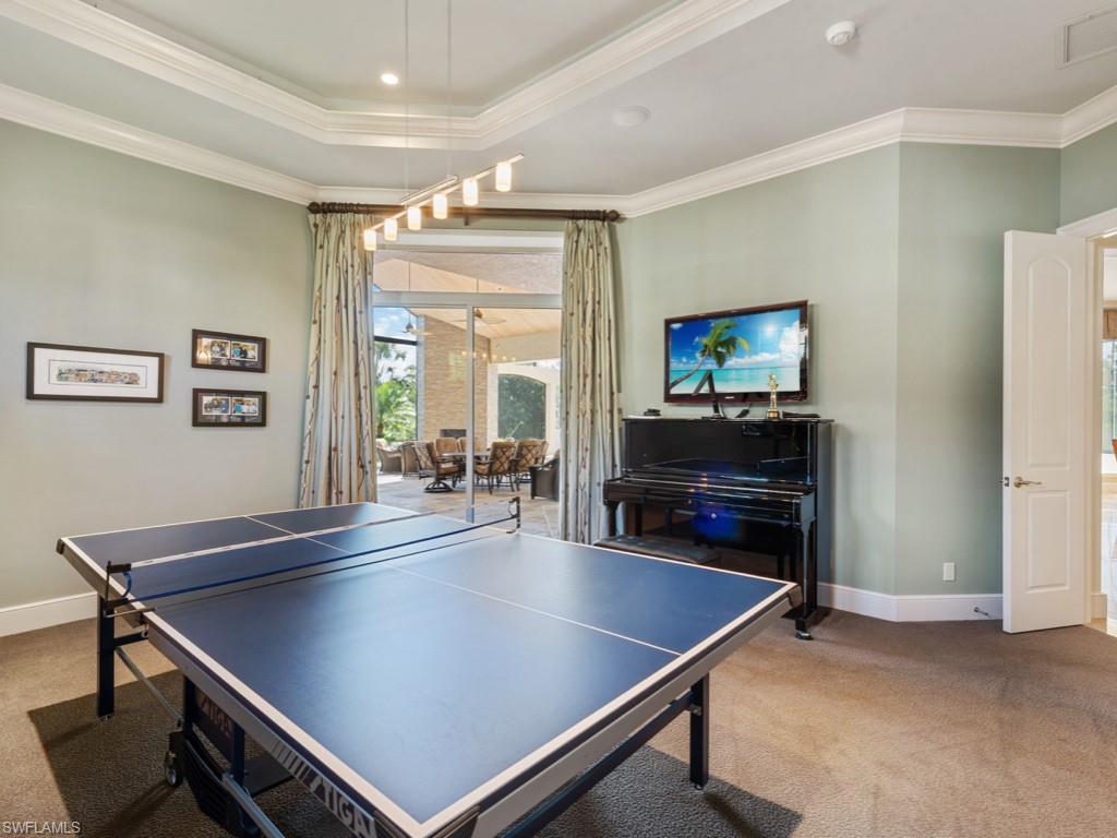 ROOKERY LAKE - Residential