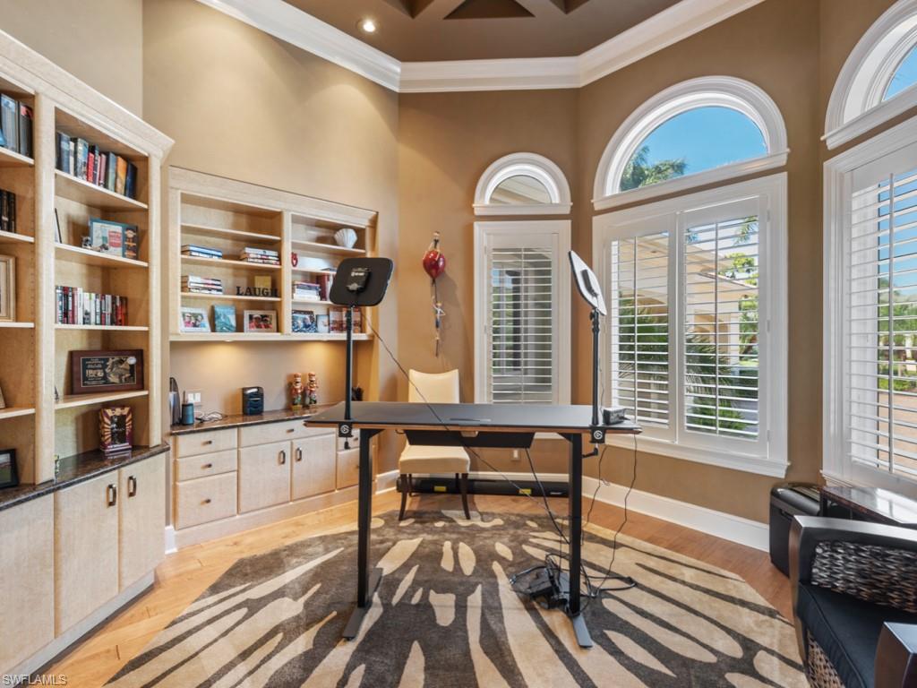 ROOKERY LAKE - Residential