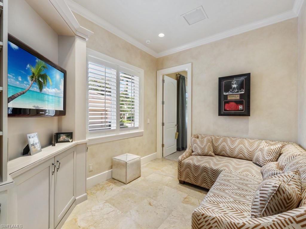 ROOKERY LAKE - Residential