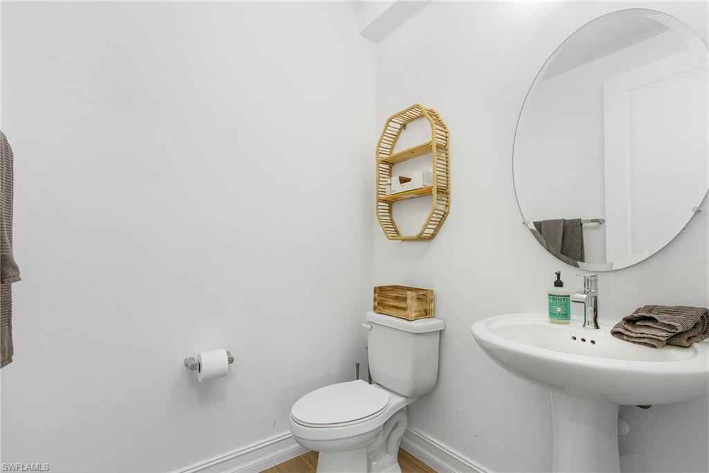 VANDERBILT RESERVE - Residential Lease