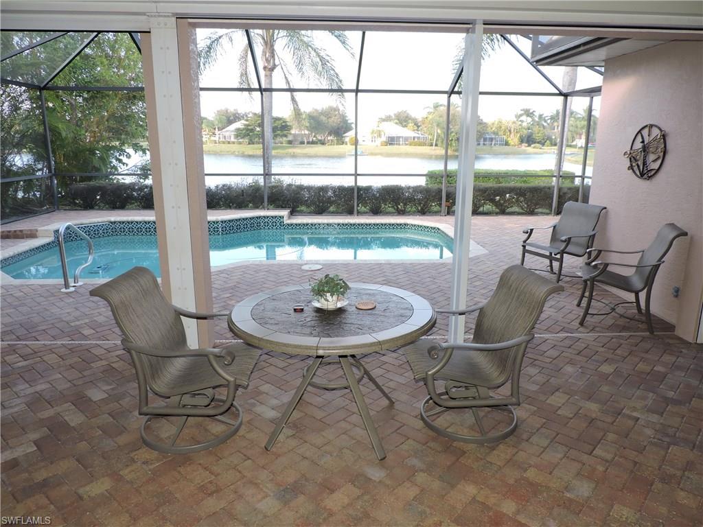 LONGSHORE LAKE - Residential