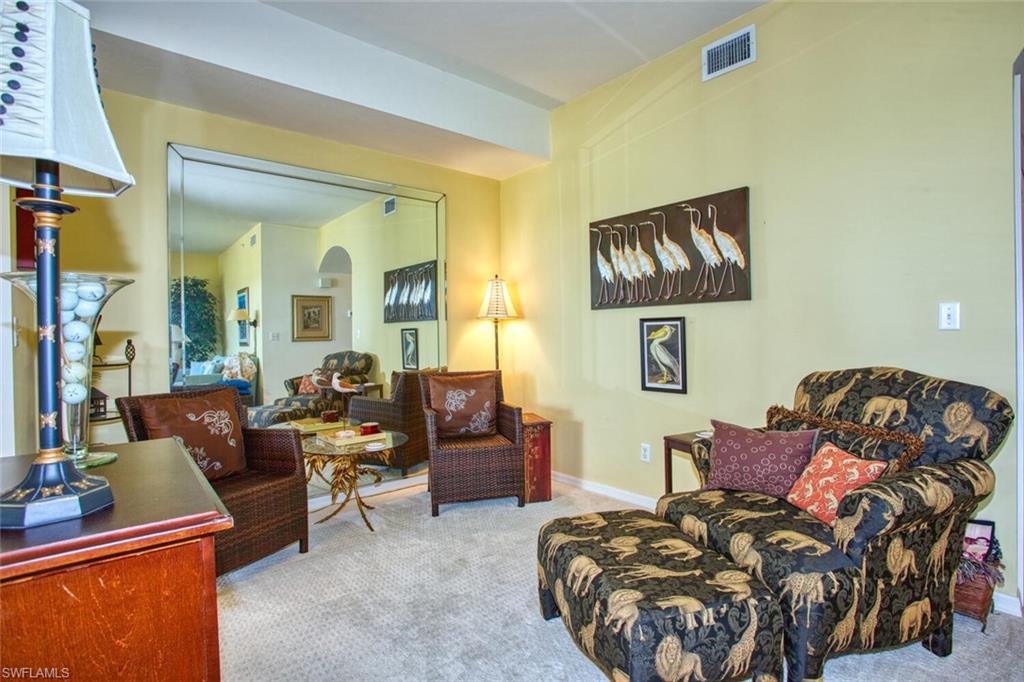 LAKESIDE GREEN - Residential