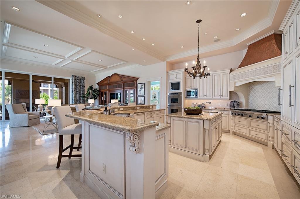 MARCO BEACH - Residential