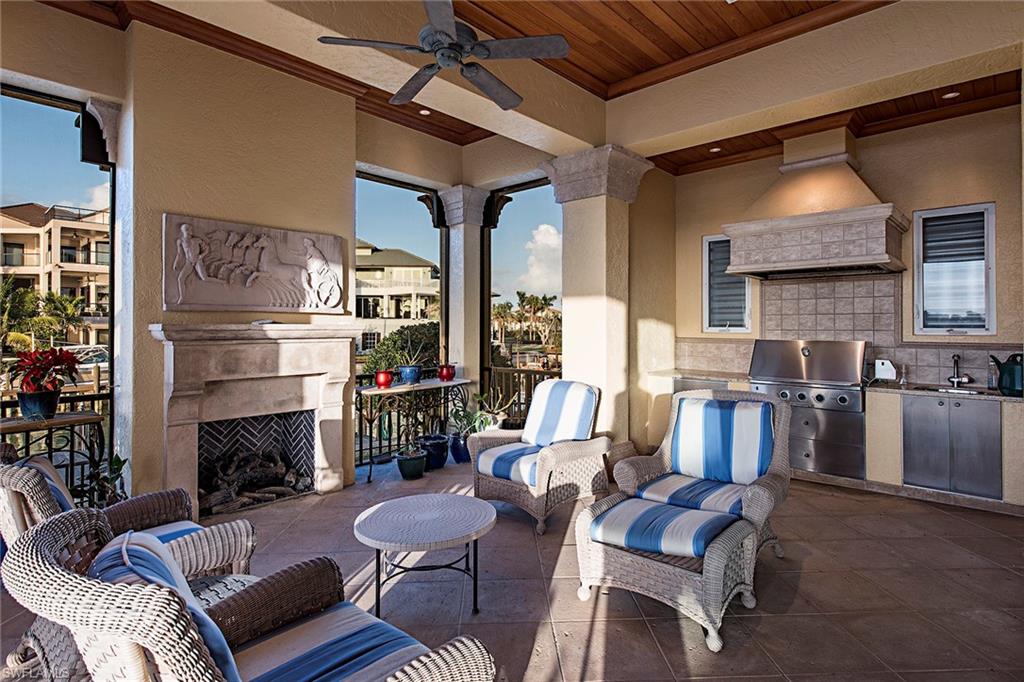 MARCO BEACH - Residential