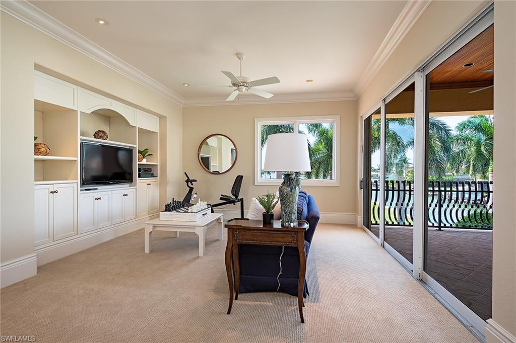 MARCO BEACH - Residential