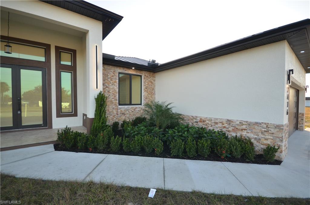 CAPE CORAL - Residential Lease