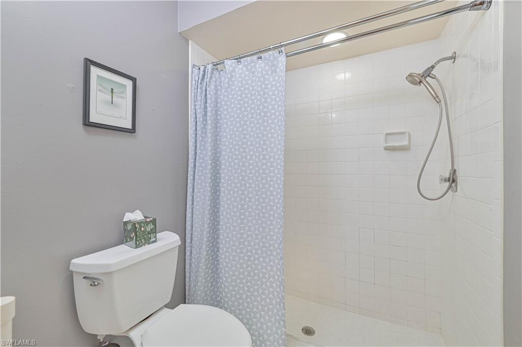 WHISKEY CREEK VILLAGE GREEN - Residential