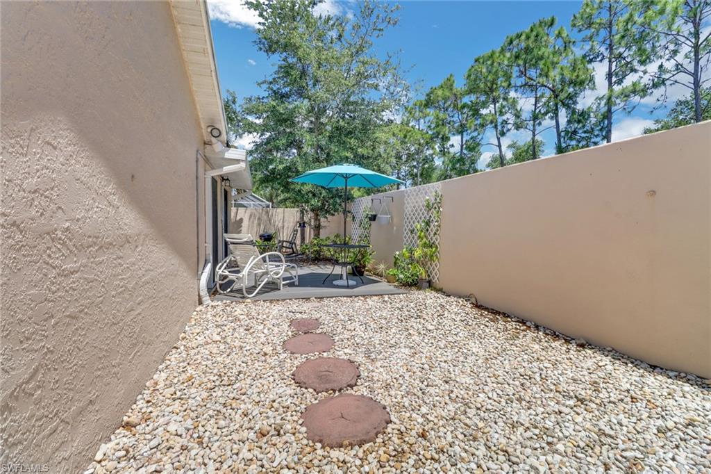 MOON LAKE - Residential