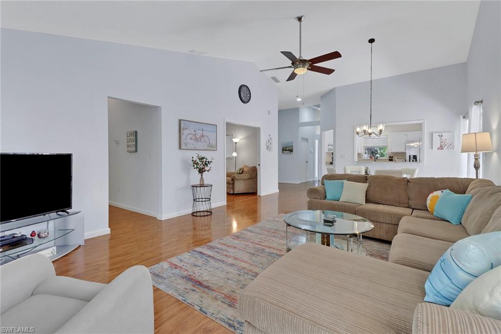 MOON LAKE - Residential