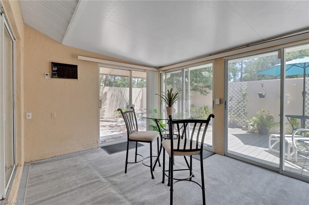 MOON LAKE - Residential