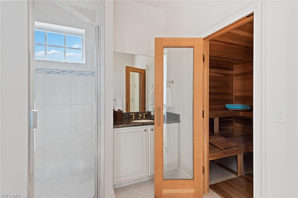 KEY MARCO - Residential