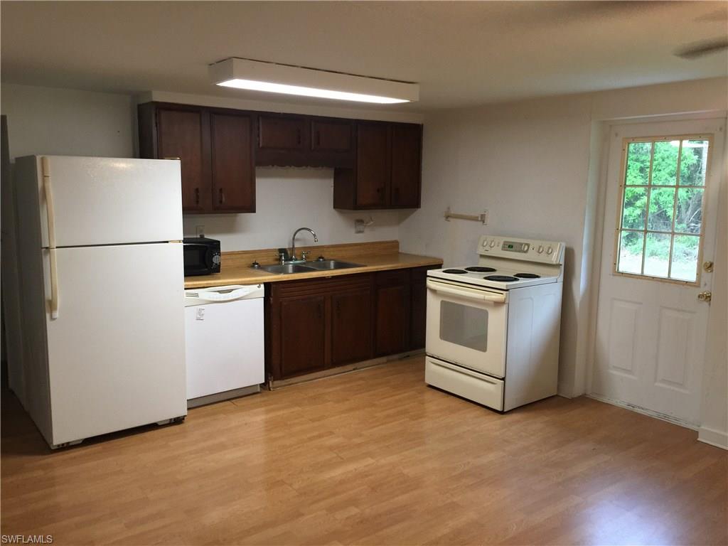 PINE ISLAND CENTER - Residential