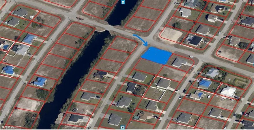 Build your dreamed home on this corner lot, or just invest now for your future dream home in one of the fastest growing communities in Florida. New constructions are all around in the area. MMV Properties managing member is a Florida Licensed Real Estate Agent. Please send only vacant land contract.