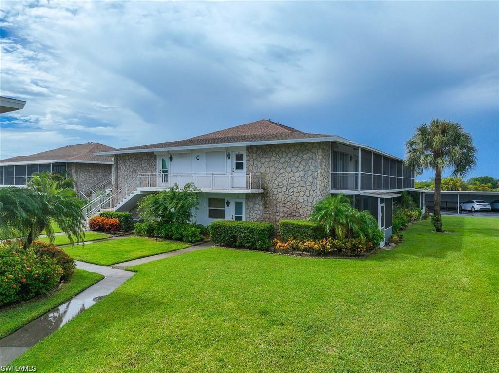 TARPON VILLAGE APTS - Residential