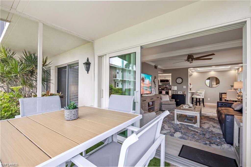 TARPON VILLAGE APTS - Residential