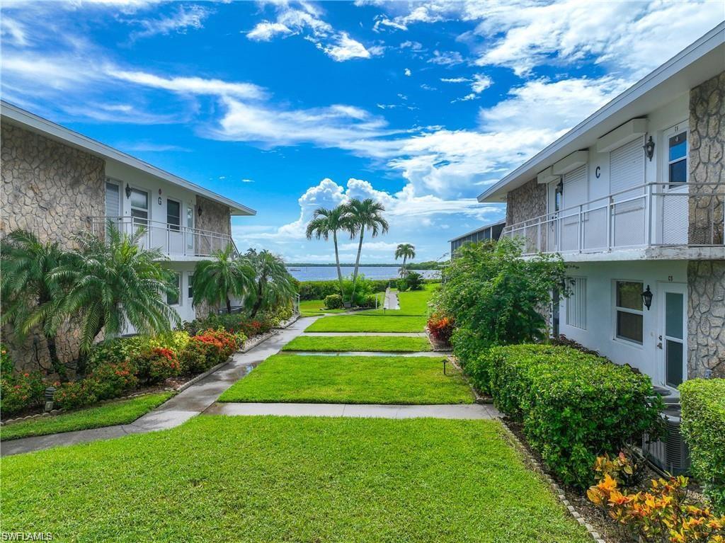 TARPON VILLAGE APTS - Residential