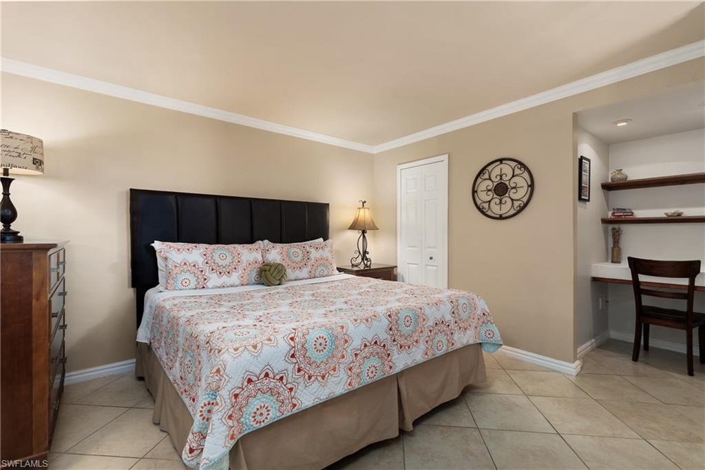 BEACH AND TENNIS CLUB - Residential