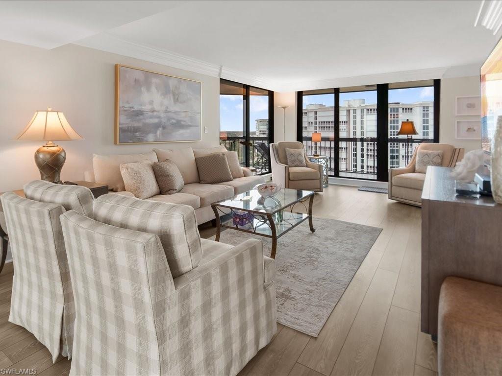 ESPLANADE CLUB - Residential