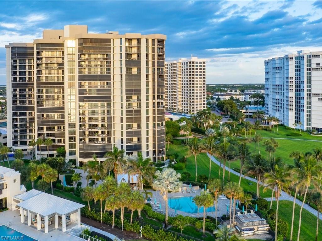 ESPLANADE CLUB - Residential
