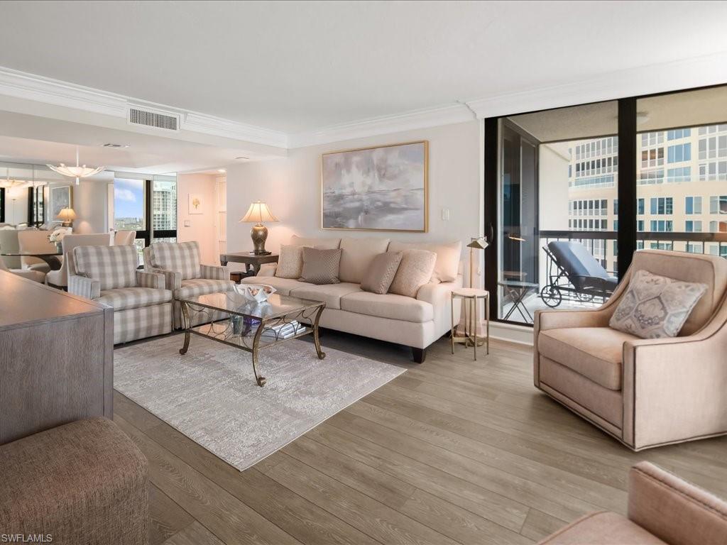 ESPLANADE CLUB - Residential