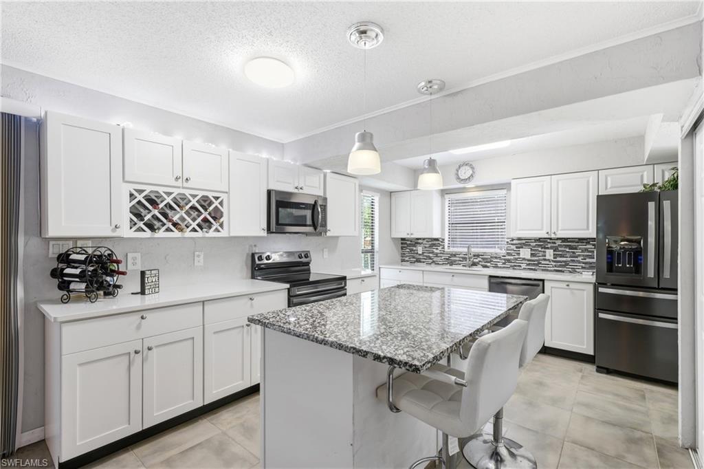 BONITA FARMS - Residential