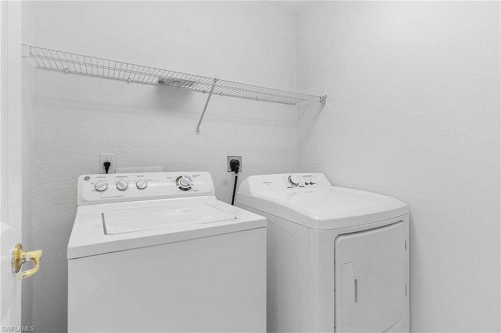 REFLECTION LAKES - Residential