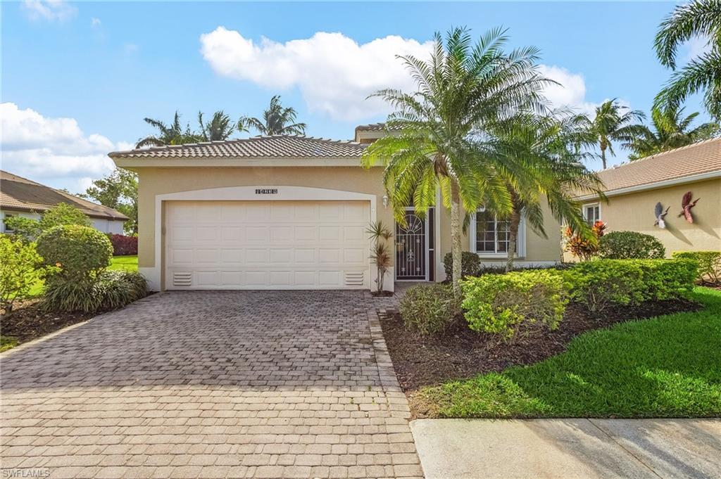 REFLECTION LAKES - Residential