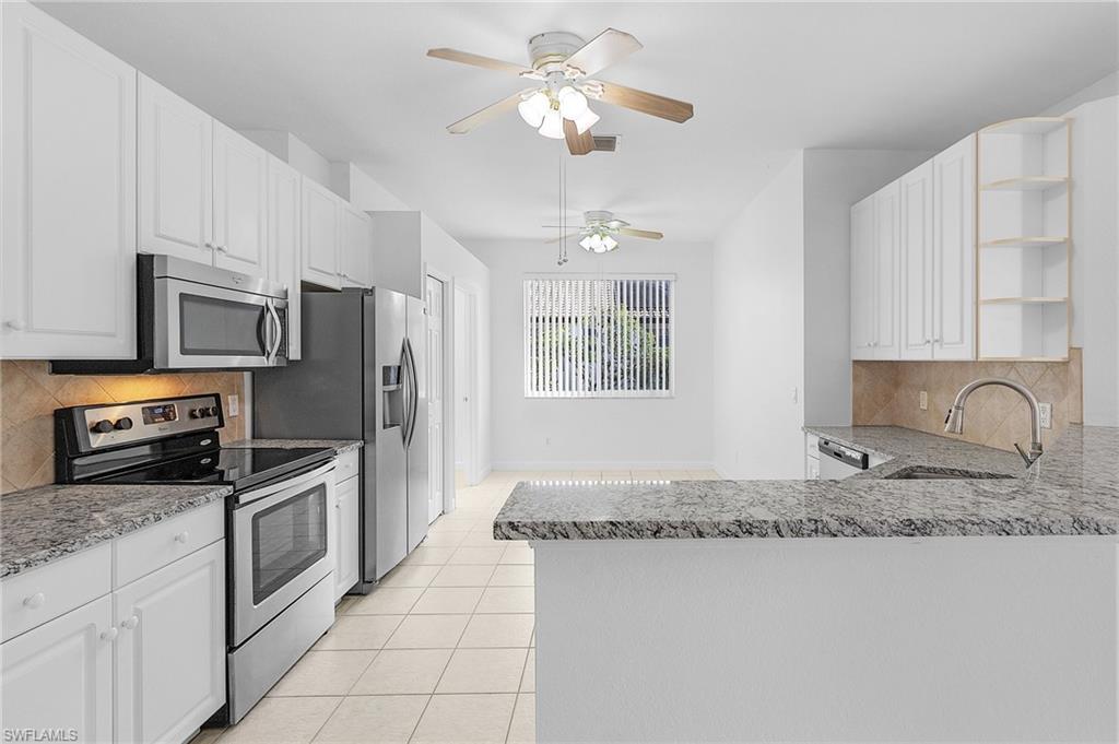 REFLECTION LAKES - Residential