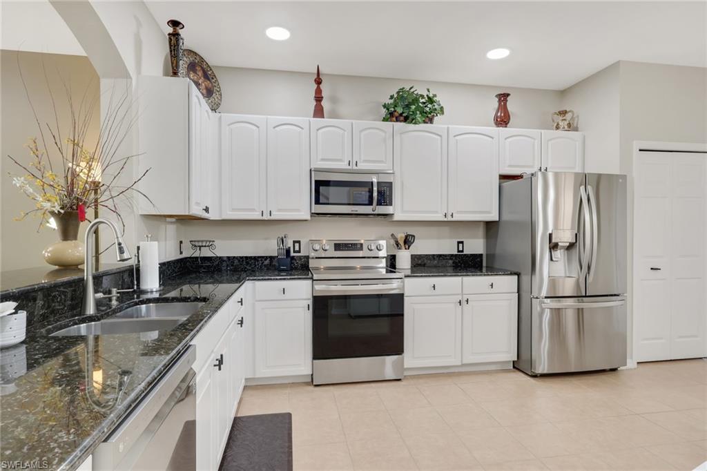 HEATHERSTONE - Residential