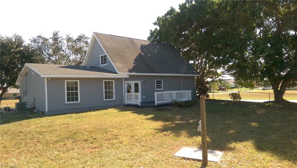 CAPE CORAL - Residential