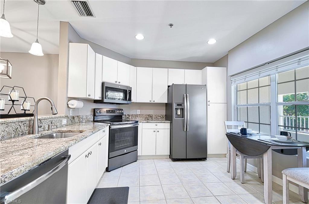 RUM BAY - Residential Lease