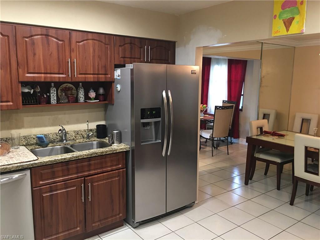 GOLDEN GATE CITY - Residential